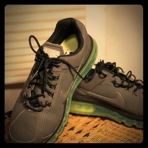 Men’s NIKE AIRMAX RUN